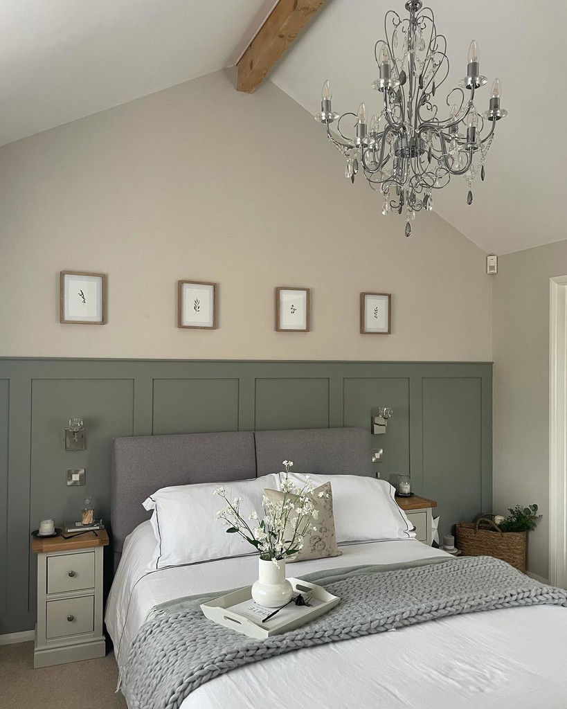 Farrow and Ball Pigeon (25) en Skimming Stone (241) combineren foto 1
