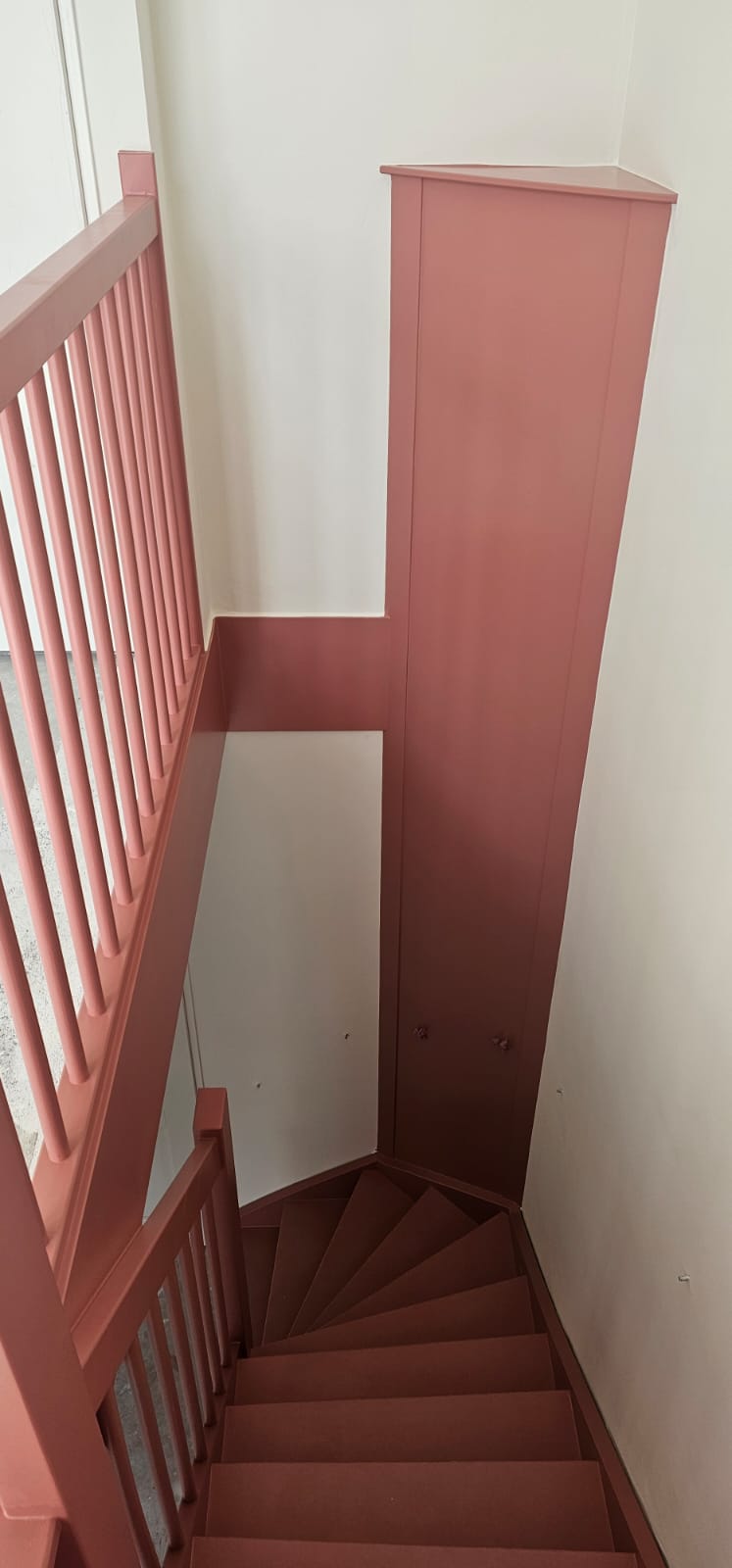 Trappen in een verrassende kleur foto 1