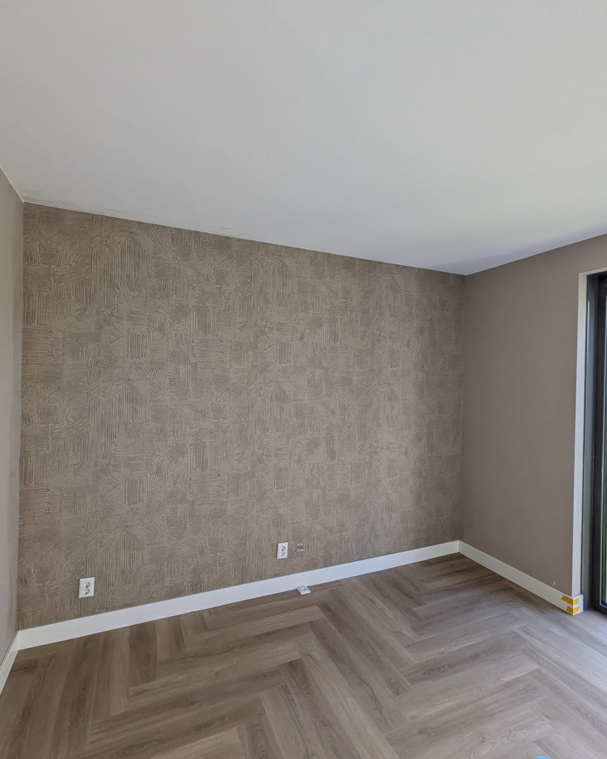 Luxe wandafwerking in een nieuwbouwwoning in Brielle foto 6